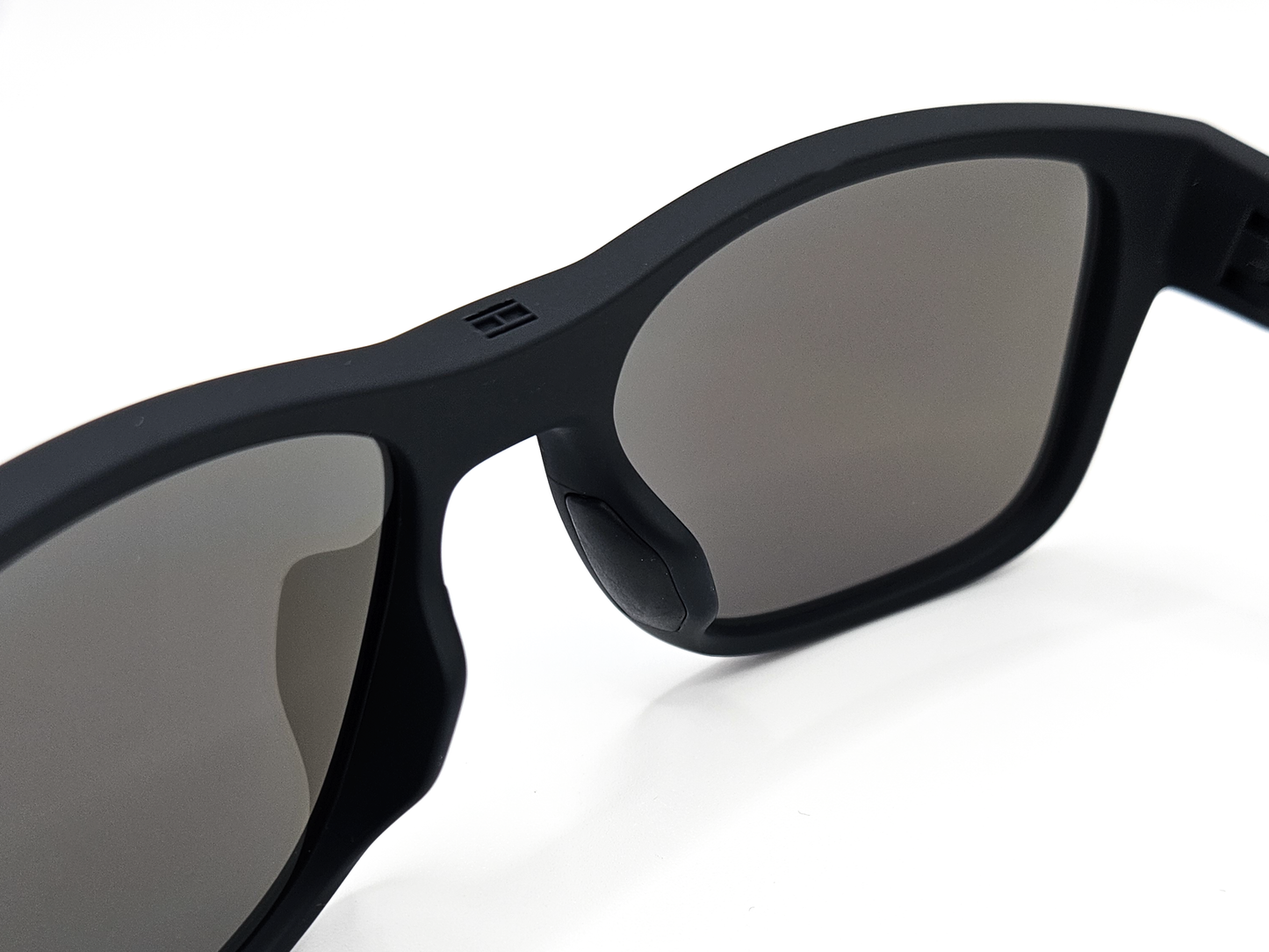 OCCHIALE DA SOLE TOMMY HILFIGER