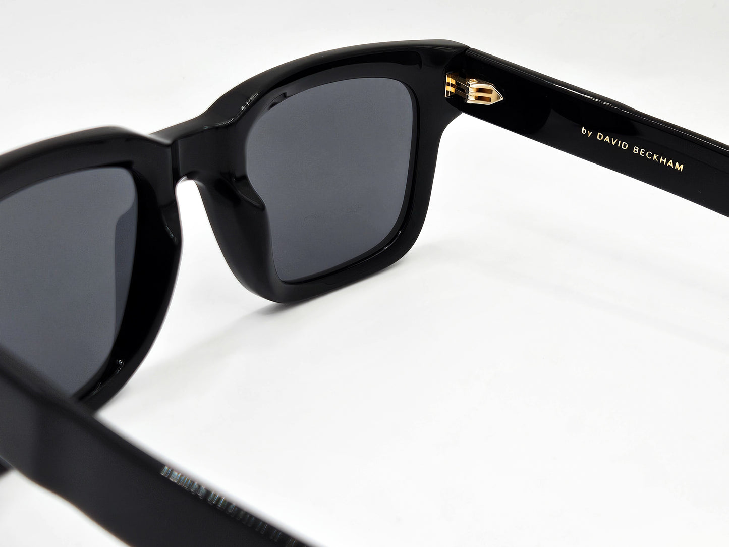 OCCHIALE DA SOLE DAVID BECKAHM