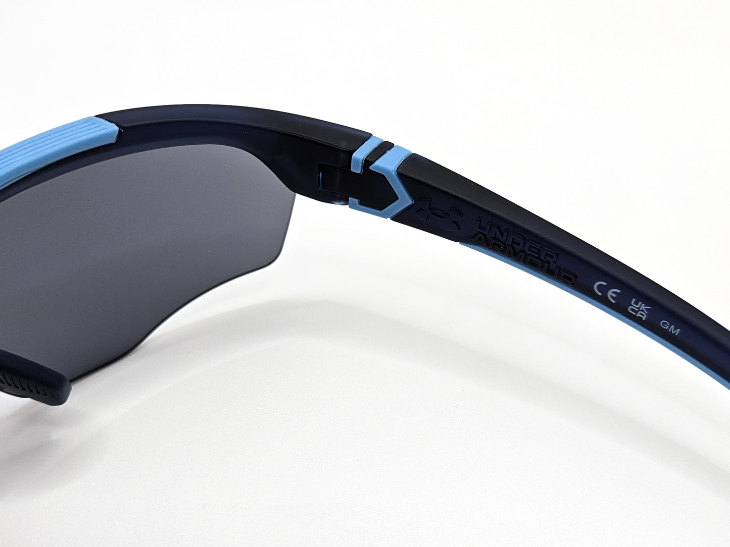 OCCHIALE DA SOLE UNDER ARMOUR JUNIOR